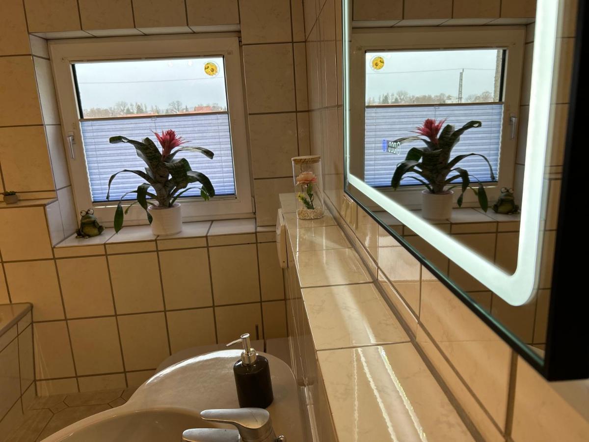 Pension Hotel Leinefelde Am Bahnhof エクステリア 写真